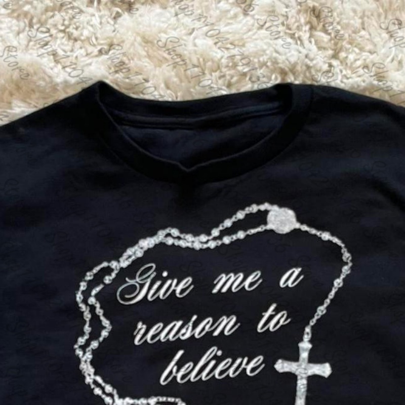 Y2K Graphic Baby Tee Crop - Abbigliamento Donna Anni 2000, Vestiti Y2K,