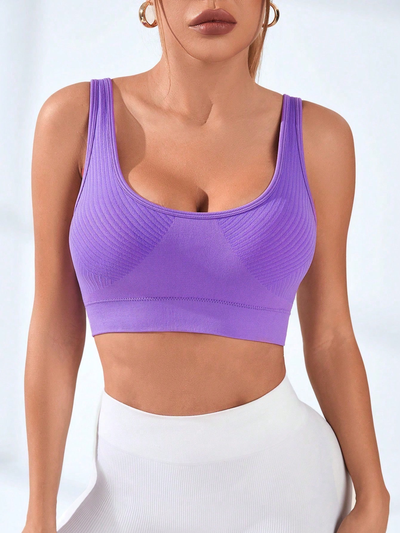Reggiseno sportivo da donna a  - Seamless Ribbed Workout Tank Top recensione e prezzo