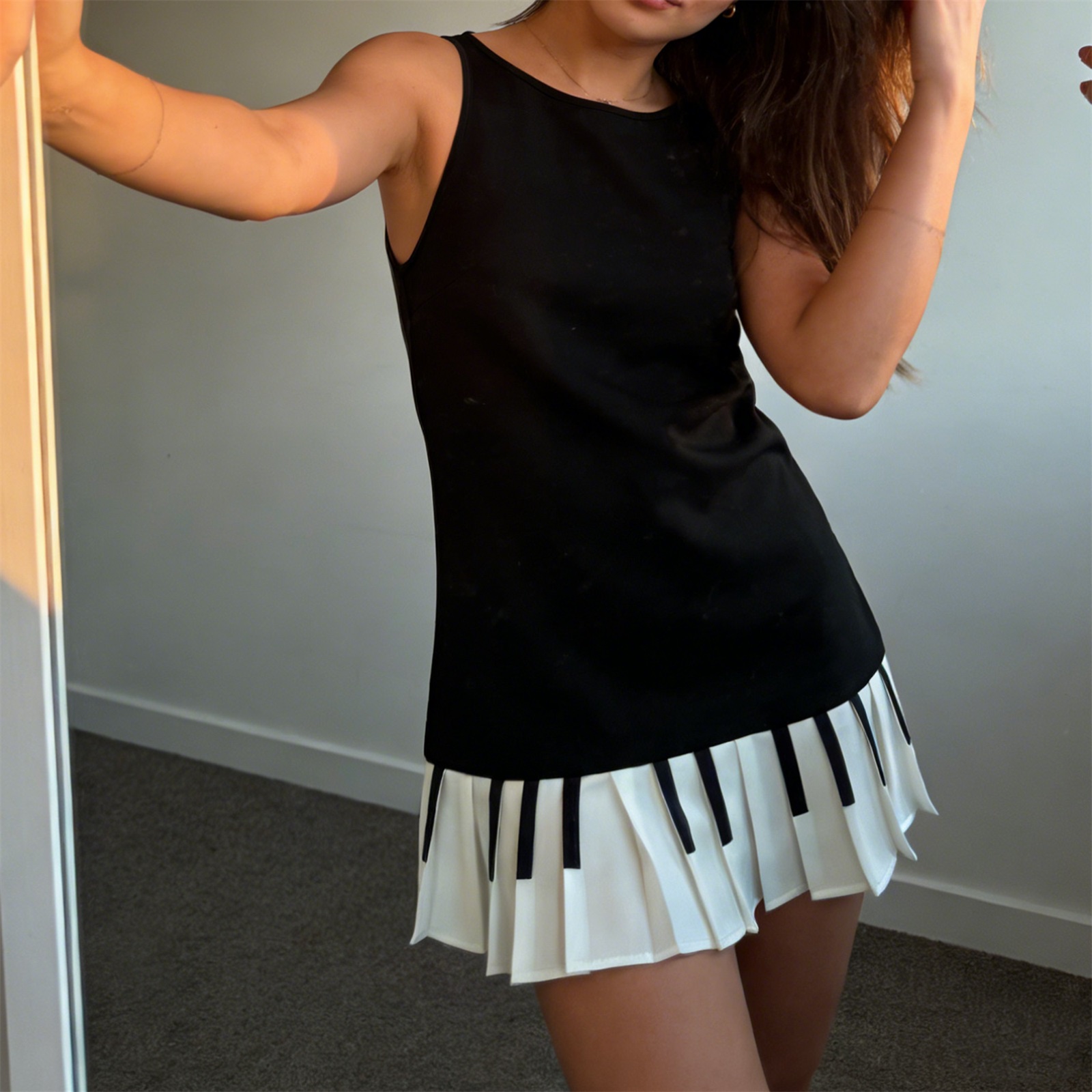 Mini abito plissettato da donn - Y2K Backless Halter Mini Dress recensione e prezzo